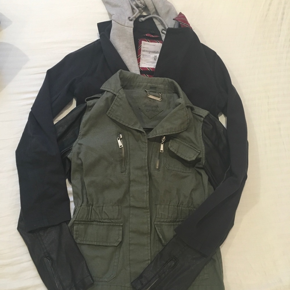 2 Jackets 4 teen.